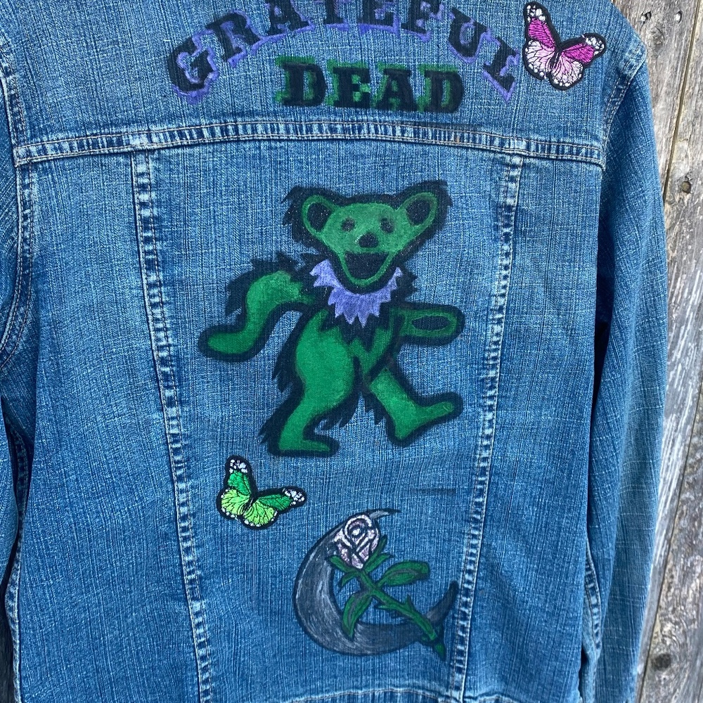 Custom Grateful Dead denim jean jacket painted pins patches dancing bear